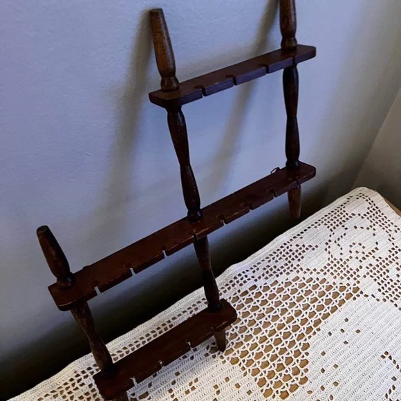 Wooden Expandable Wall Display Rack - Brown - Picture 6 of 7